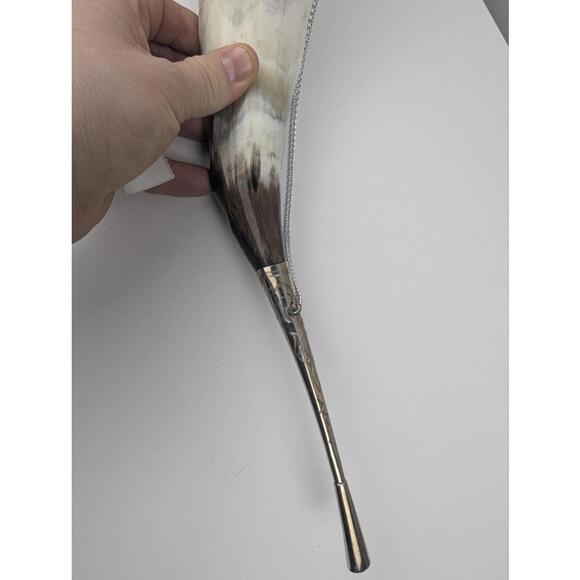 Metal Mounted Horn Drinking Cup Decorative Horn Drinking Vessel with Chain - Picture 9 of 9